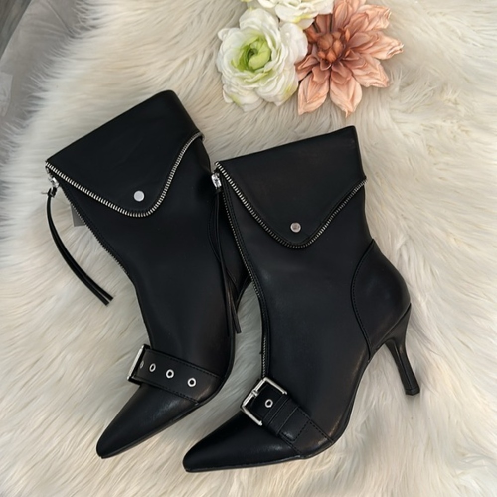 Black Women's Heeled Ankle Boots With Buckle and Zipper Accents Sz 8 NEW!